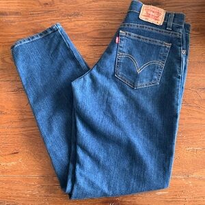 Levi’s Classic Relaxed Stretch 550 Jeans Women’s Straight Leg Blue Denim Size 8